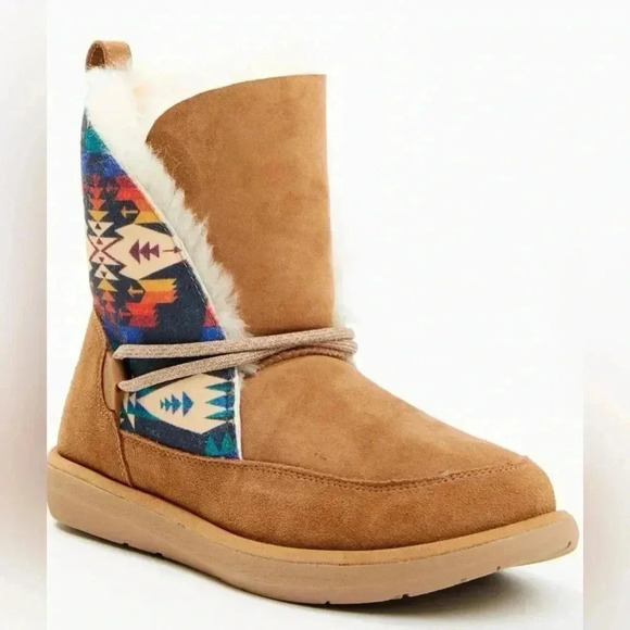 Pendleton Shoes - Pendleton Women's Tie-Back Casual Western Fur Boots - Round Toe Size 7